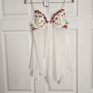 White Floral Embroidered Babydoll Womans Size Medium